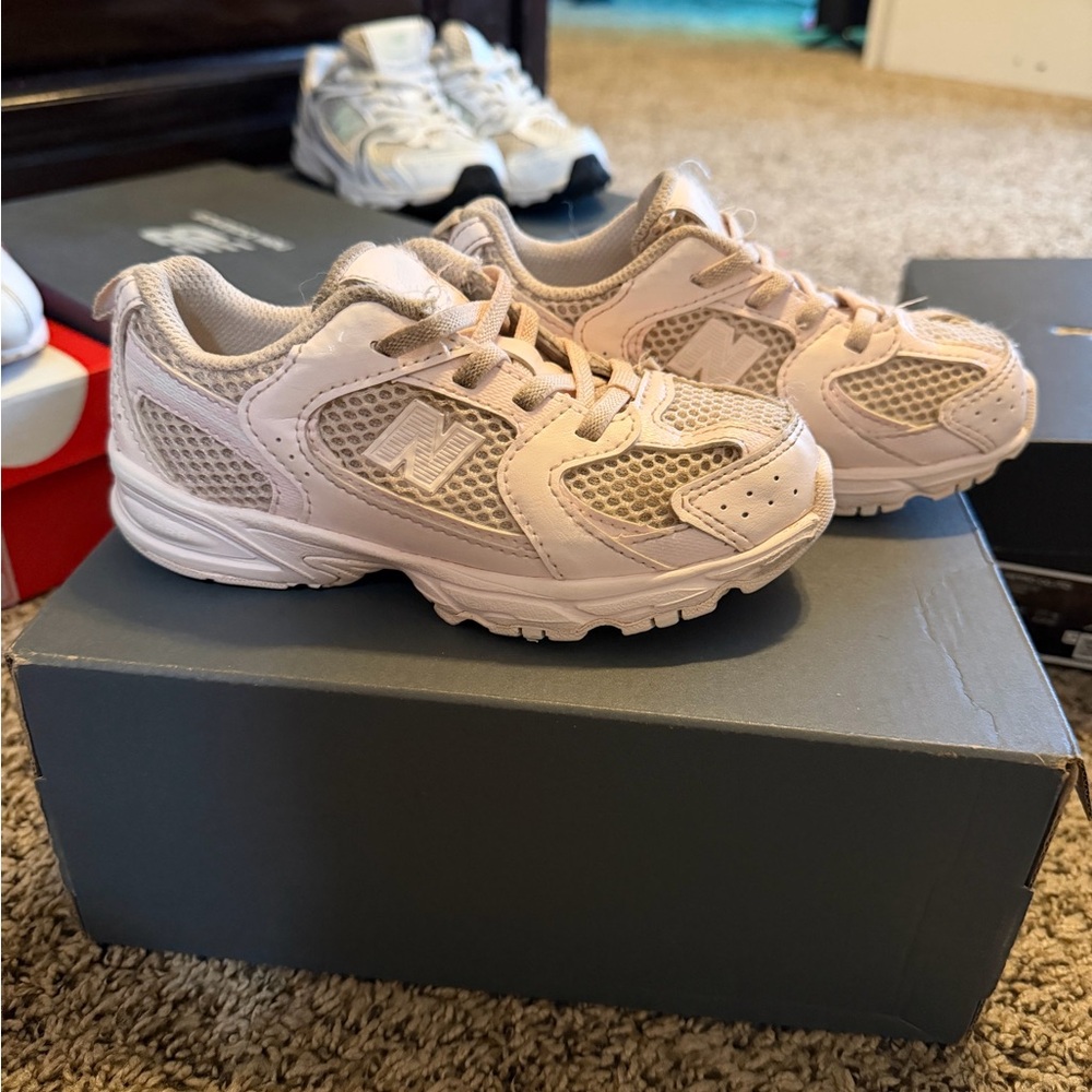 New Balance Kids Light Pink Sneakers